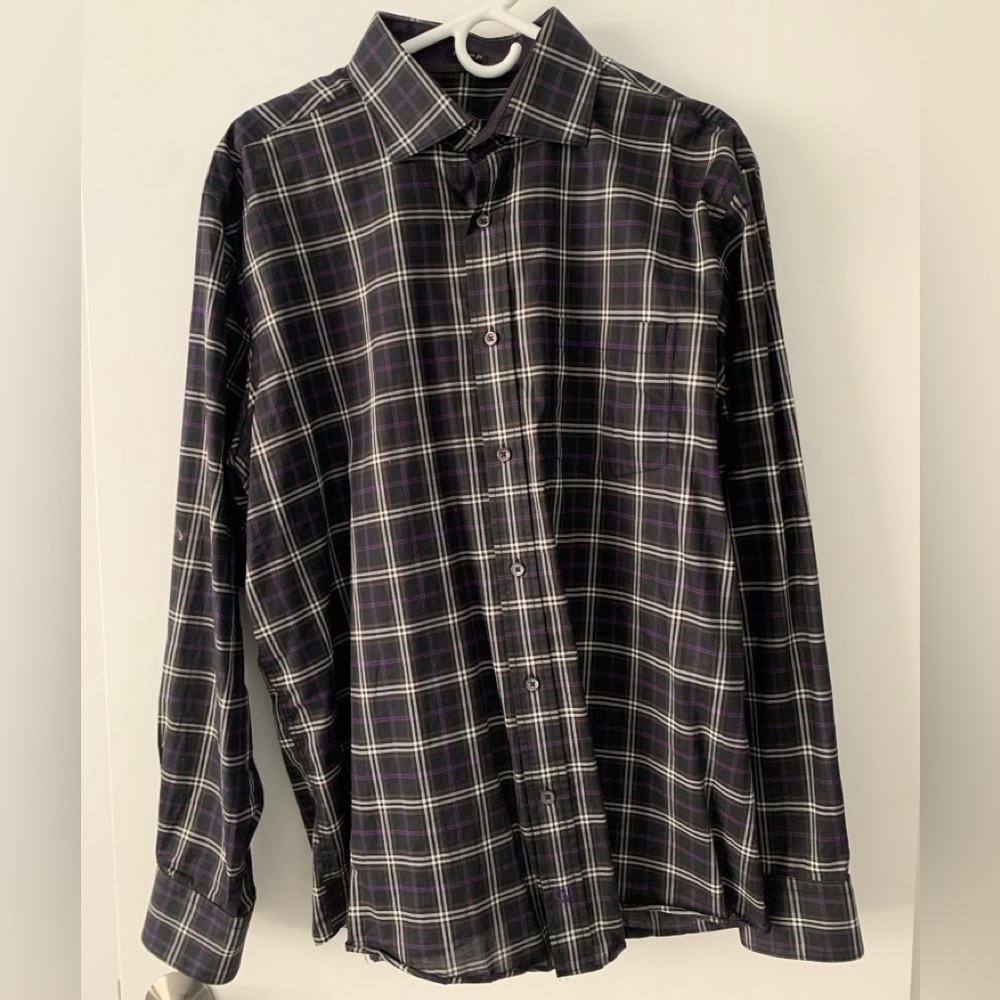 Classic fit Collared Button Down Shirt in Black and Purple